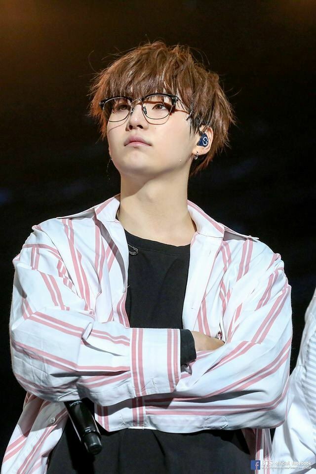 yoongi wearing glasses ~ a thread