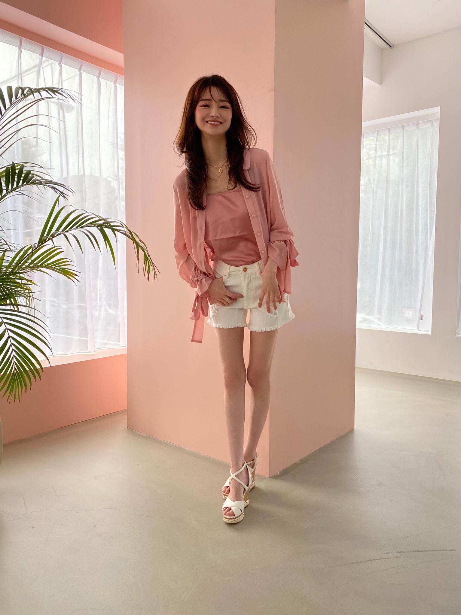 EmiriaWiz♡シャギードッキング ミニワンピース 愛沢えみり EmiriaWiz♡シャギードッキング ミニワンピース 愛沢えみり