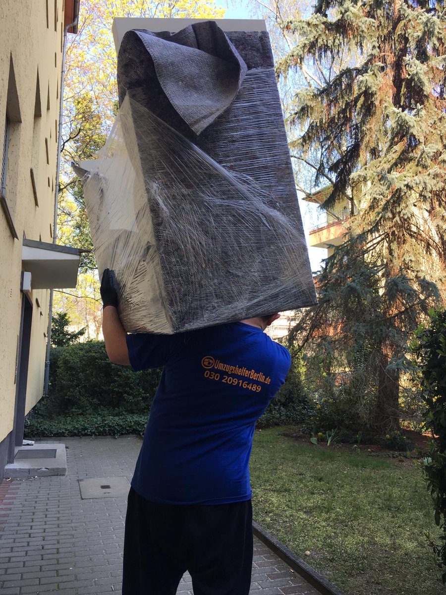 Umzugshelfer's tweet photo. Starke und fleißige #Umzugshelfer #Berlin mit hervorragender Bewertung. Wir bieten alle Dienstleistungen rund um #Umzüge an. Rufen Sie uns für ein unverbindliches Angebot an! @Umzugshelfer 

Unser neuer Artikel: https://t.co/OtBsp2sK24 https://t.co/XxxaobGrGn