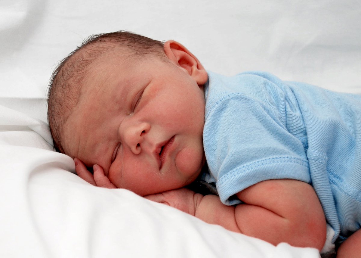 Today we're sharing an update on visiting and appointment arrangements in maternity services. From 6 July, one adult from the same household can attend 12 and 20 week scans with a pregnant woman at #Ipswich, #Colchester and #Clacton hospitals. Read more: bit.ly/3821WR3