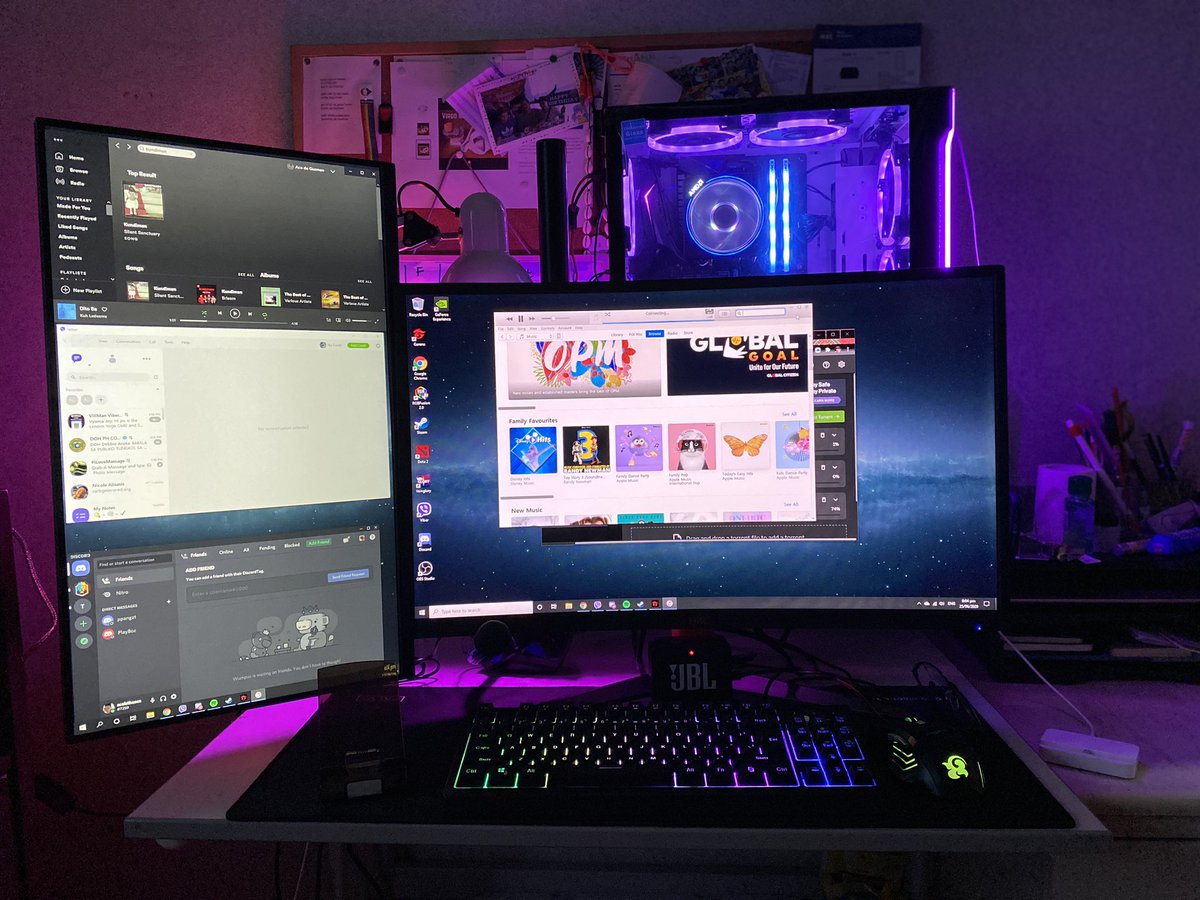 aceistheACE's tweet photo. Ma, need daw computer sa school. https://t.co/RRnXLqrWgS
