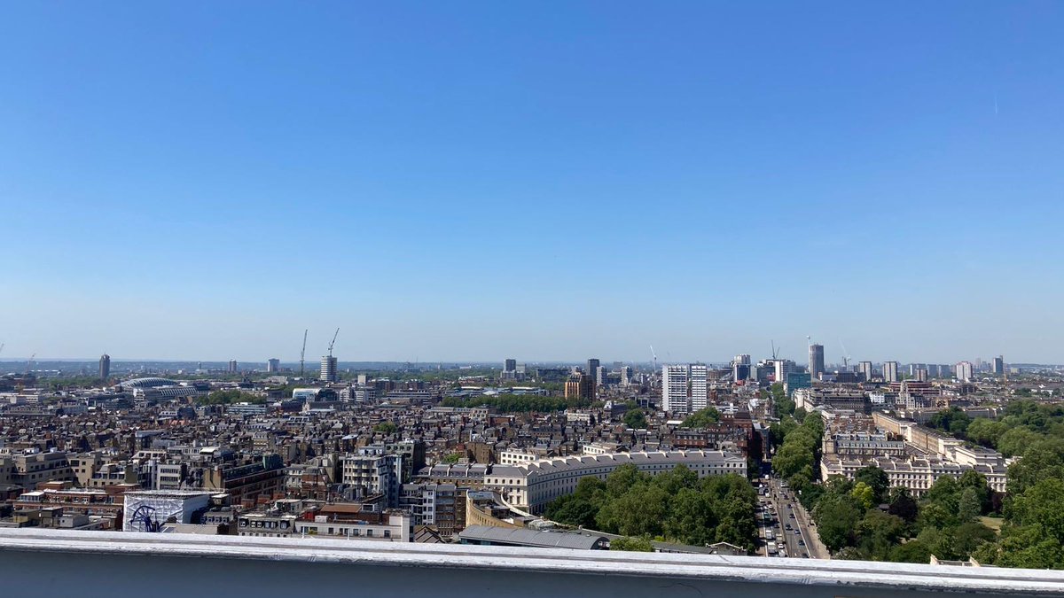 What a hot but wonderful day to be working on the roof at Euston Road! What a view!
#mechanicalservices #chillers #views #london #blueskies  #chillerproject #replacement #mechanicalengineer #mechanicalcontractor