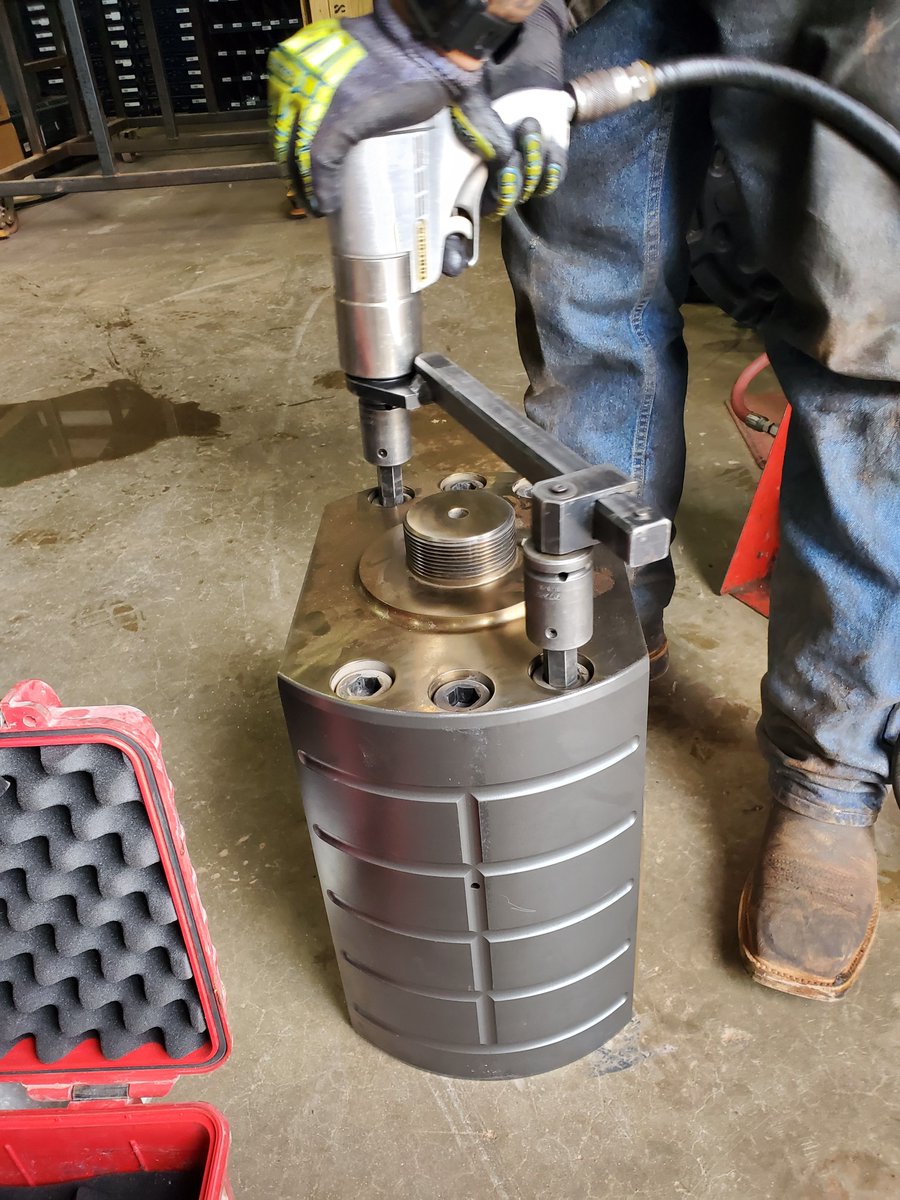 Service techs are active in the field! Power end inspections, repairs and Pump University training in Gillette, WY!  #gdpumps
ow.ly/jD0750Ae3Sv