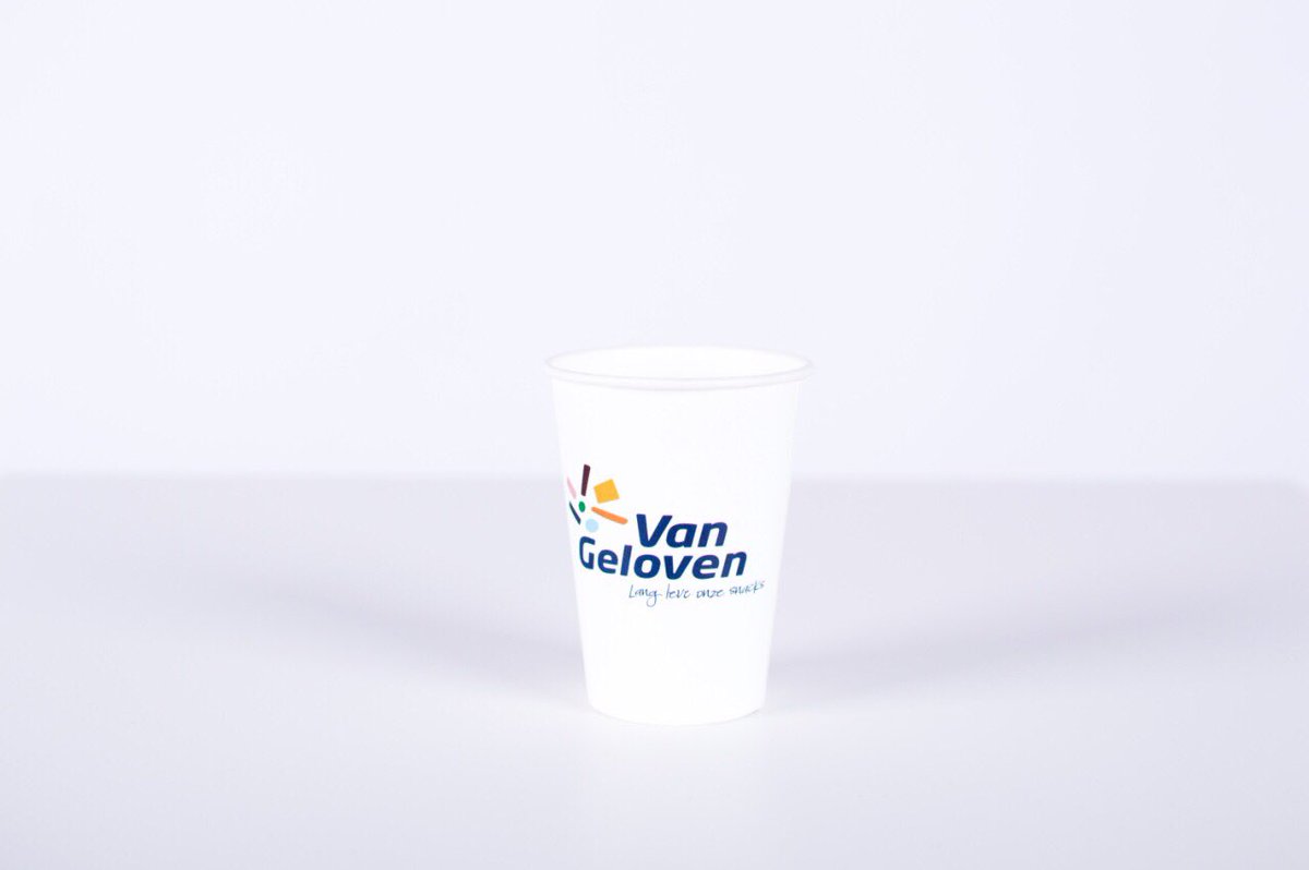 Vending paper cup for Netherlands by Brendos LTD. The 7.5oz vending paper cups is the best solution for your business. #vending #vendingpapercups #papercups #printedcups #brandedcups #customcups #personalisedcups #coffeecups #7oz #manufacturer #madeineurope #coffee #tea #packing