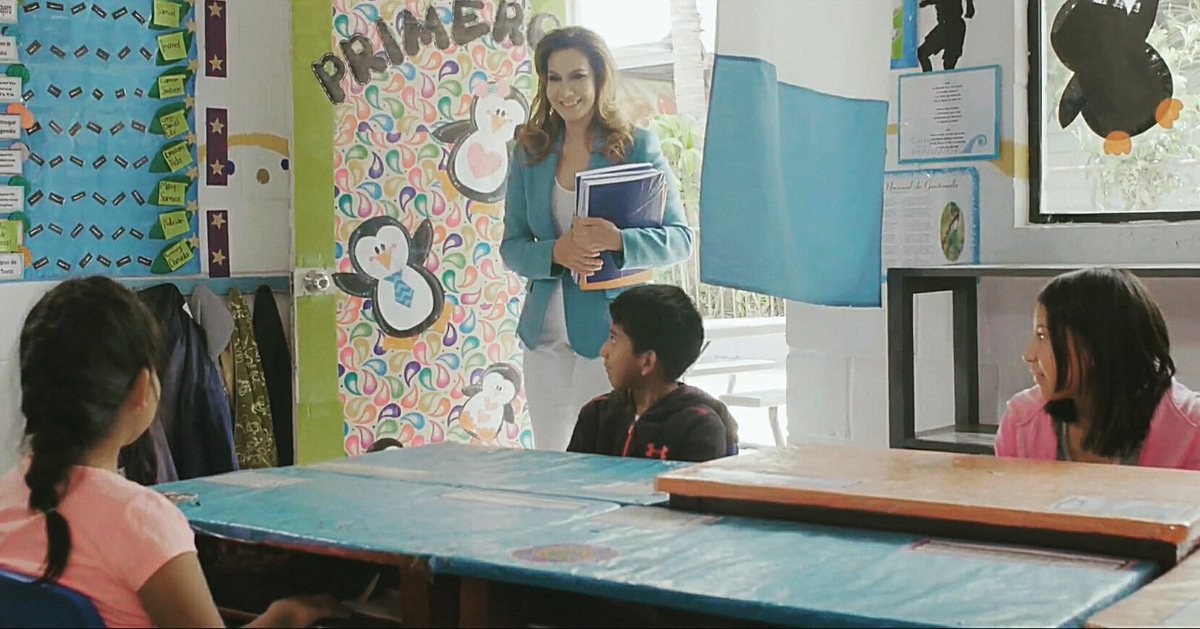 Siendo maestra, quiero reconocer y exaltar la labor de mis colegas maestros  que están viviendo días de pandemia y crisis económica. Por favor continúen enseñando, abran brecha donde no hay.
Dios está con ustedes y los levantará, aún en la dificultad.
En su Día, los abrazo!