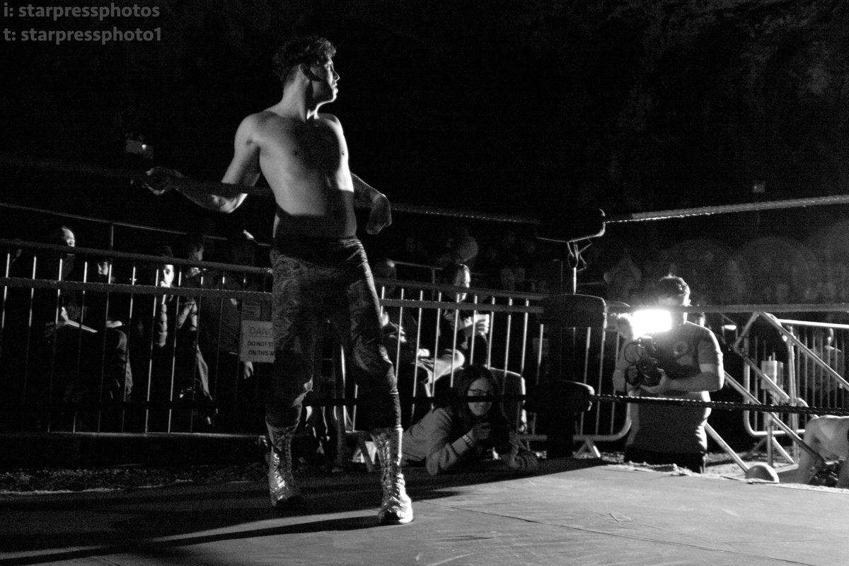 ThruTheRopes1's tweet photo. Shots of @TateMayfairs from the @BreedWrestling scramble at #starrcave are now on instagram #bishbashbosh https://t.co/JYRuptJHar
#wrestling #britwres #ringsidephotography https://t.co/zef4aaC3uV
