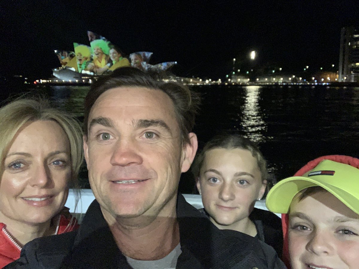 SharonHogan_'s tweet photo. When the @smh &amp; @9NewsSyd show your kid &amp; her mates alongside #legends on the @SydOperaHouse sails you learn quickly dinner’s done &amp; you’re taking a trip to the city. #onceinalifetime #getonside #asone @AsOne2023 https://t.co/7I36OLiZWB