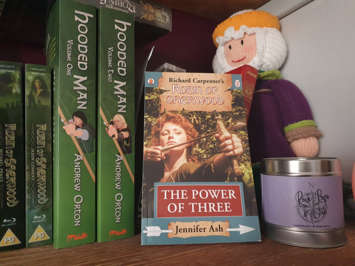 Look what arrived in the post this morning.  Thank you @SpitefulPuppet and @JenAshHistory #robinofsherwood #thepowerofthree #robinhood #maidmarion