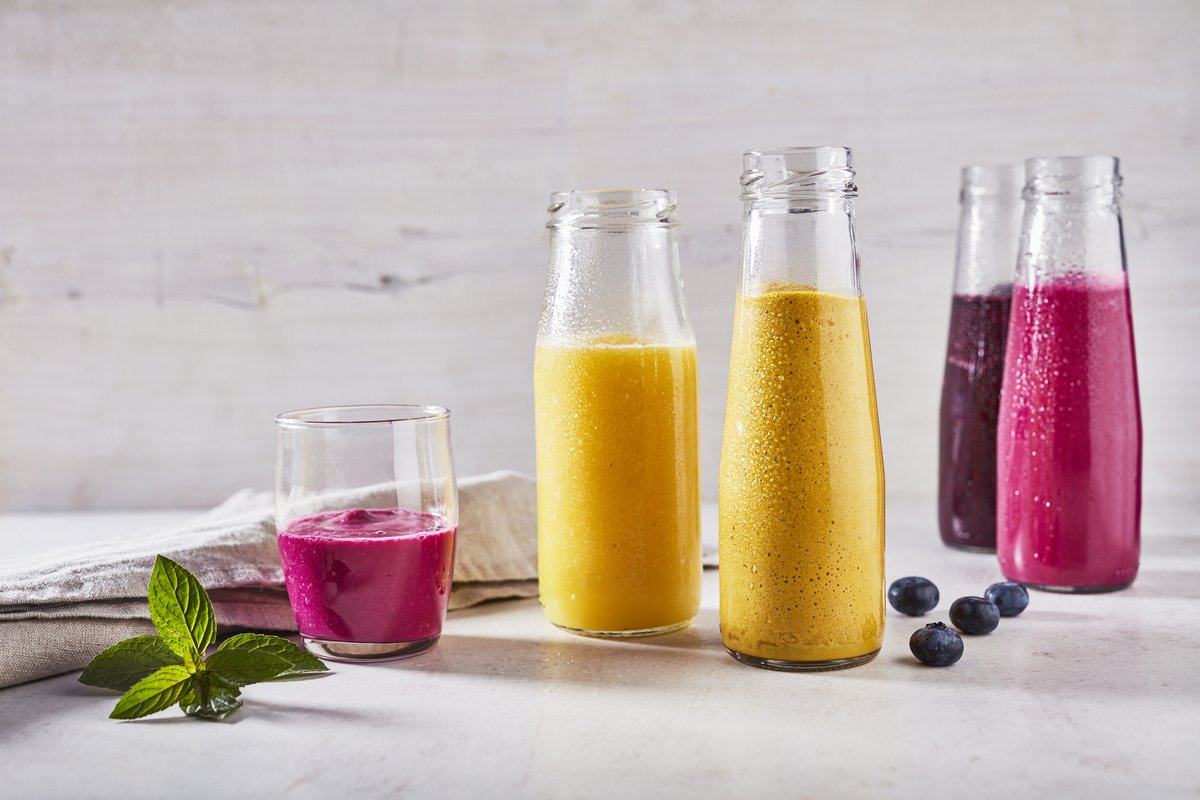 #DYK? #Glass is made from recycled glass and raw materials found in nature. The inherent properties of glass act as a safe barrier to external agents. ow.ly/KfC250zGsCB
#chooseglass, #whyglass #glasspackaging #safepackaging #glassrecycling #circulareconomy