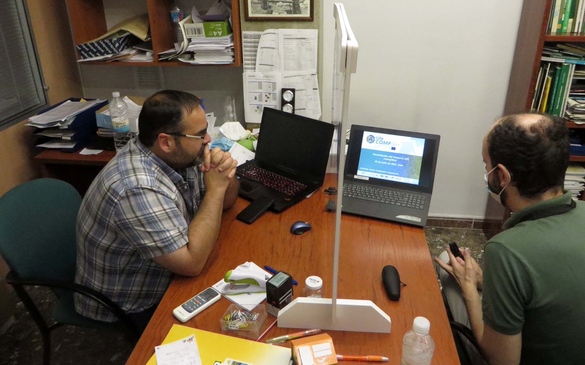 andaltec's tweet photo. ✅Continúa la ronda de reuniones para dar a conocer el proyecto LIFE #Comp0live entre las asociaciones agrarias.
👉En esta ocasión, el investigador de @andaltec Antonio Calahorro ha explicado la iniciativa a Francisco Elvira, jefe de Servicios Técnicos de #COAGJAÉN. https://t.co/Dr02Y0MRkz
