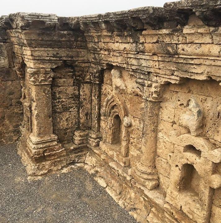 When Alexander’s armies came to the Punjab in the fourth century B.C., Takshashila had already developed a reputation as an important seat of learning. Thus on his return Alexander took many scholars from there with him to Greece.Takshashila had to face the brunt of attacks.6/n