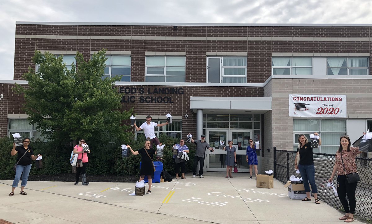 The intermediate team had a blast surprising our Grade 8 Graduates today! We wish our Mavericks all the best in grade 9- Together We Soar!