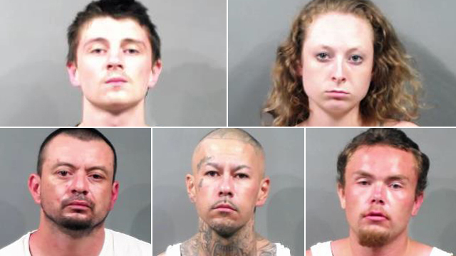 Wichita police arrest 5 after shots fired at pickup on Kellogg: bit.ly/31gg1Jr #KAKEnews