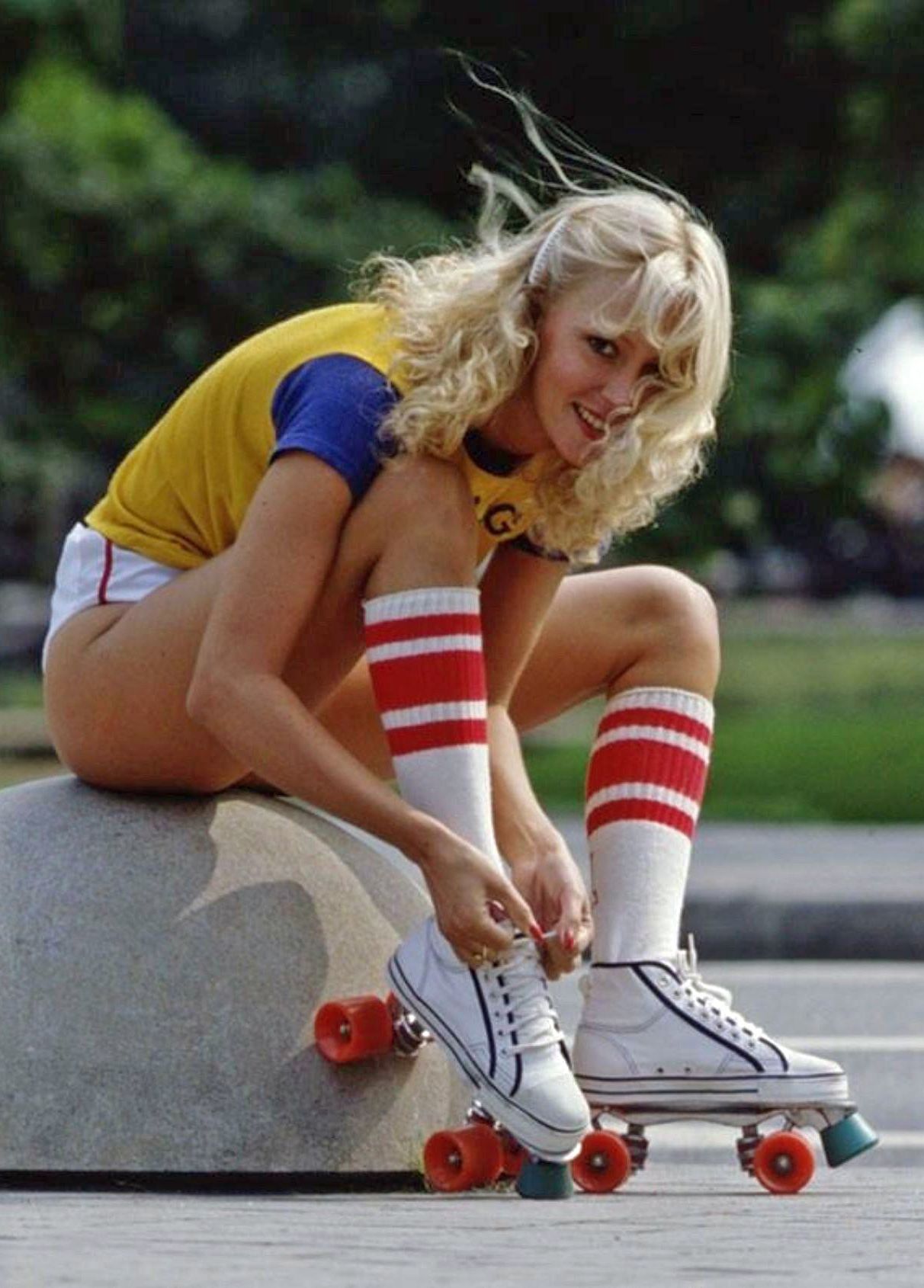 Retronaut HQ Twitterissä: "1970s: Roller skating.