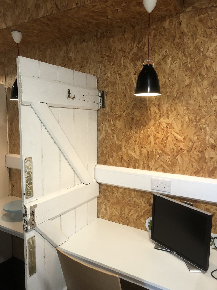 EntaraGroup's tweet photo. Extend Your Holidays in Kerry this Summer. Bring your family for longer while you keep connected to work. We have 1Gb hubs in Tralee &amp; Listowel.
Hotdesks &amp; Private Offices available for short-term and one-off day use.
Email info@hqtralee.com https://t.co/ss4rRhIXma