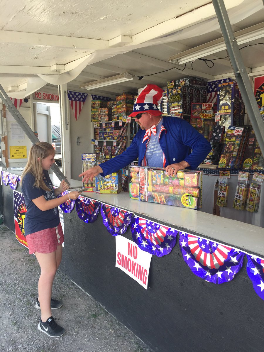 coachkessFB's tweet photo. it’s that time of year!!! #TNTFireworks Come on down Hwy 2 South across from #FlatheadBeverage https://t.co/2oJqXyzGTF
