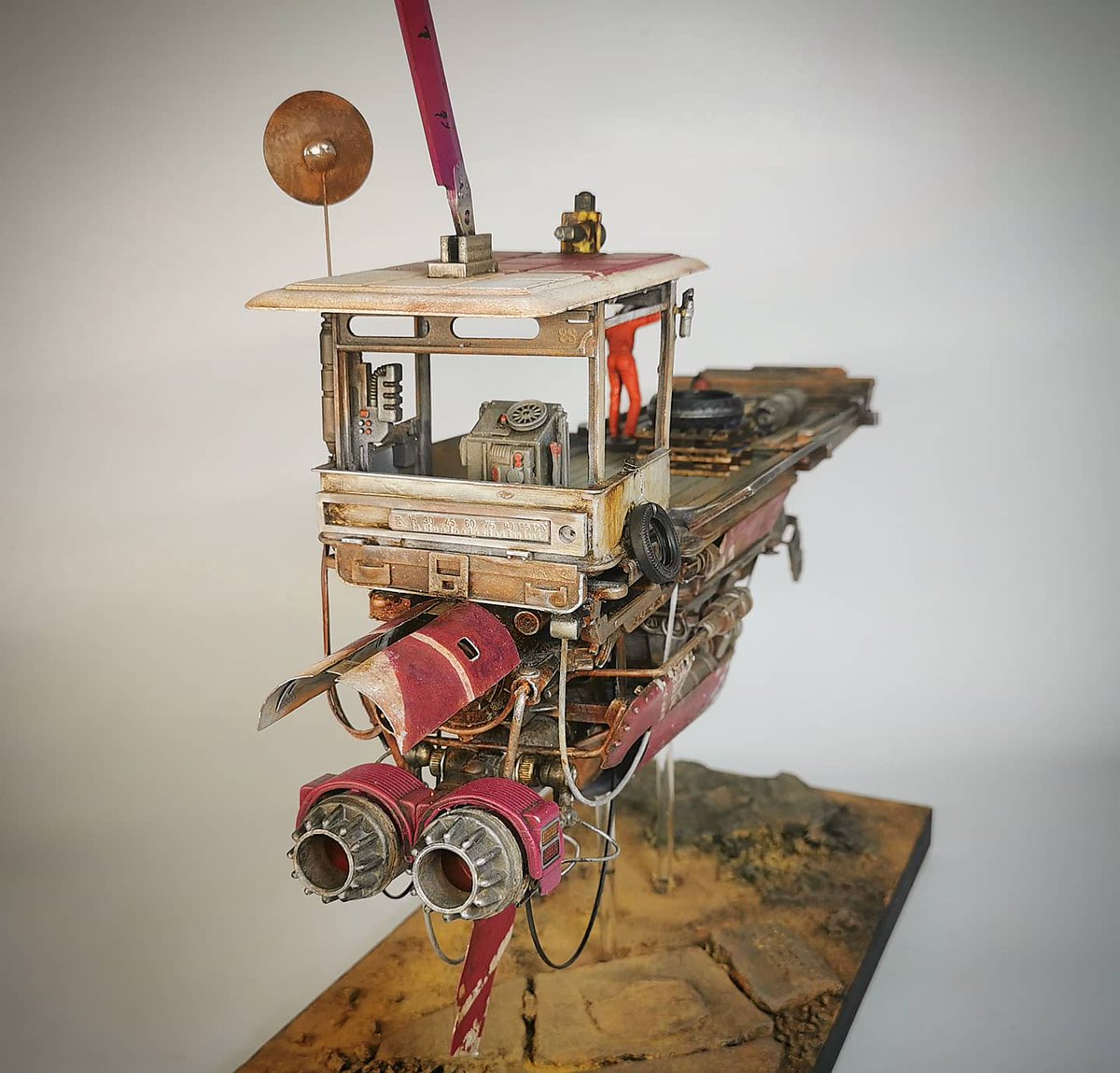 maxdorey's tweet photo. Finished this kitbash model of a flying engineers tender, made from scrap around the house, in this case, a tub of cream cheese. More is on the Instagram @dreamyoxart but thought @klaustoon and @ianmcque might appreciate this one. https://t.co/YEwpE0Y60C