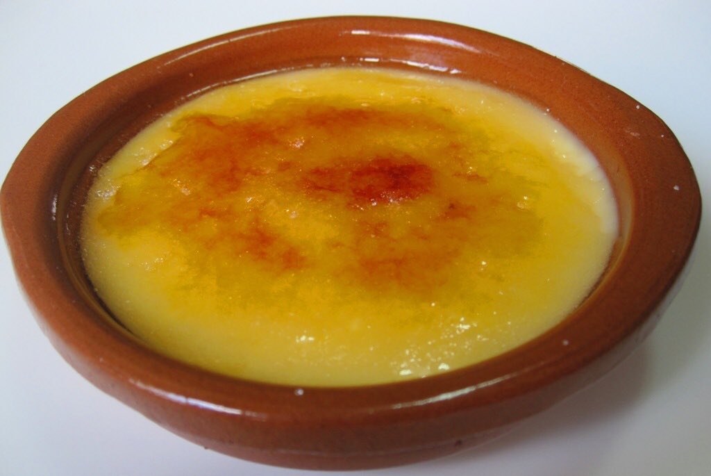 zaiiii00's tweet photo. 13:
arroz con leche    o  crema catalana? https://t.co/rdsPef7M9l