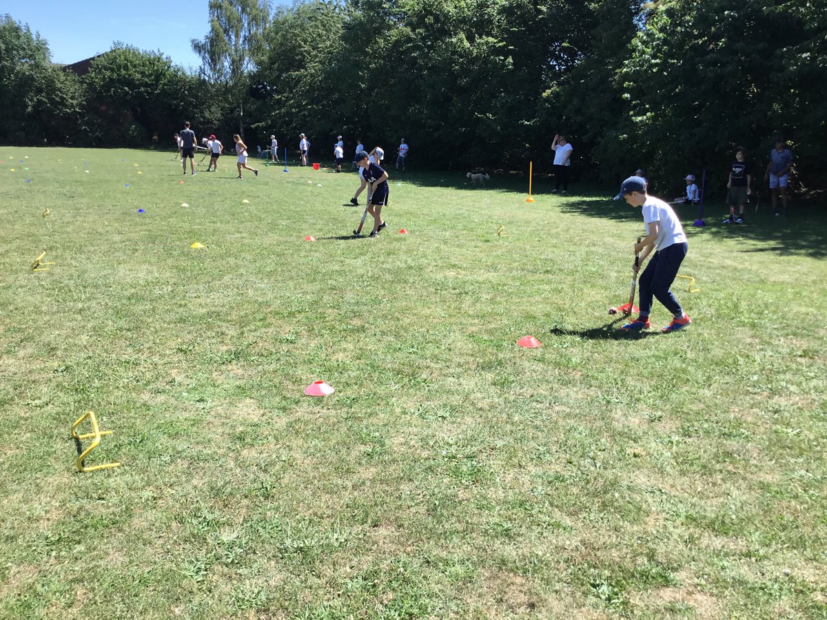 MissGardner_Yr6's tweet photo. @HuntsSSP @cambspborosg Challenge 5 - Hockey β
Year 6 have had a great day! #YourSchoolGames #MPA #bubbleA #bubbleB #year6 #SocialDistancing https://t.co/1Wsr9Aq9Of