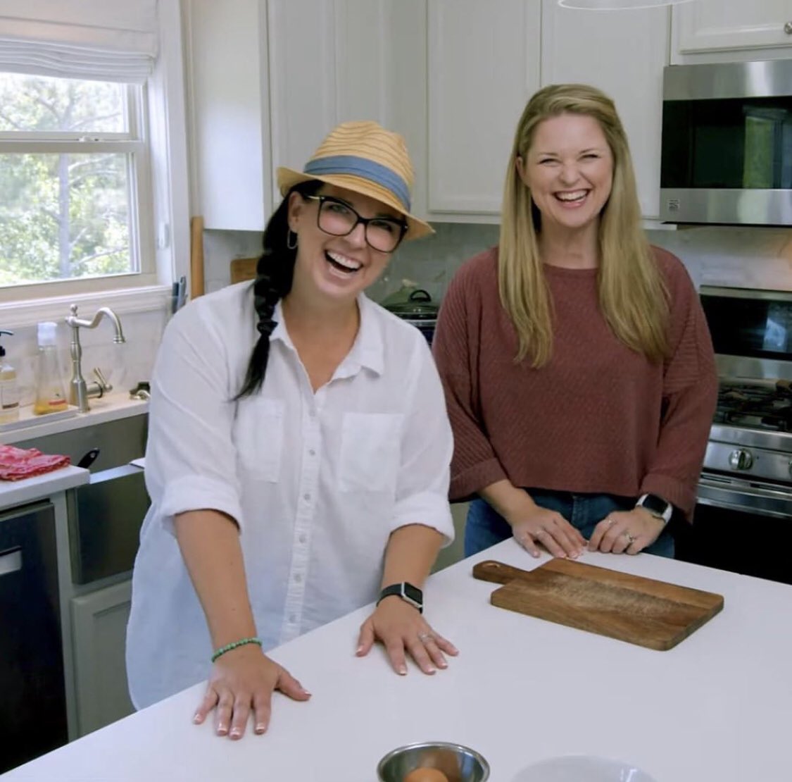 YouCookIllBake's tweet photo. Episode 7 is LIVE!!! 🥳

We hope everyone had as much fun celebrating Father's Day as we did, and we hope you enjoy these recipes as well. 🍛🥧🍴🤤

#FathersDay #CubanFood #Guava #Empanadas #RopaVieja

https://t.co/BavwiRJelK https://t.co/KEbmG3qdwW