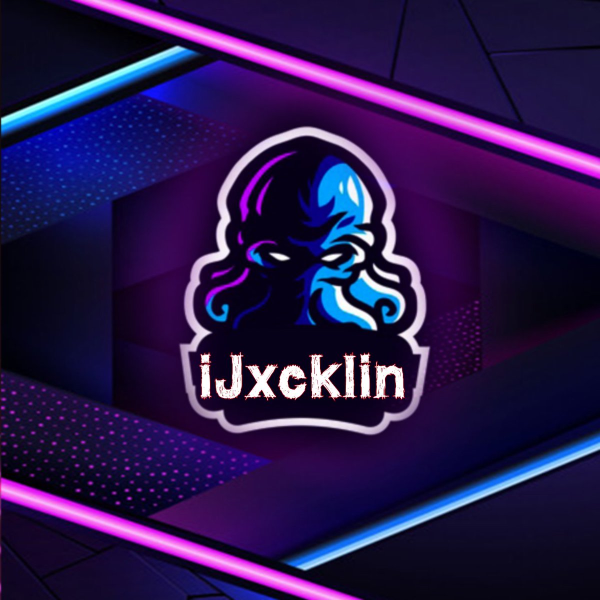 NBeesting's tweet image. Making free logos later 
All you have to do is jump in my twitch and follow when I'm live 
Twitch.tv/Nottzbeesting
Also check out these guys 
Remember these are free im not a professional
@nomnomfattom31
@IJxcklin 
Please retweet help the new guys from mixer thanks