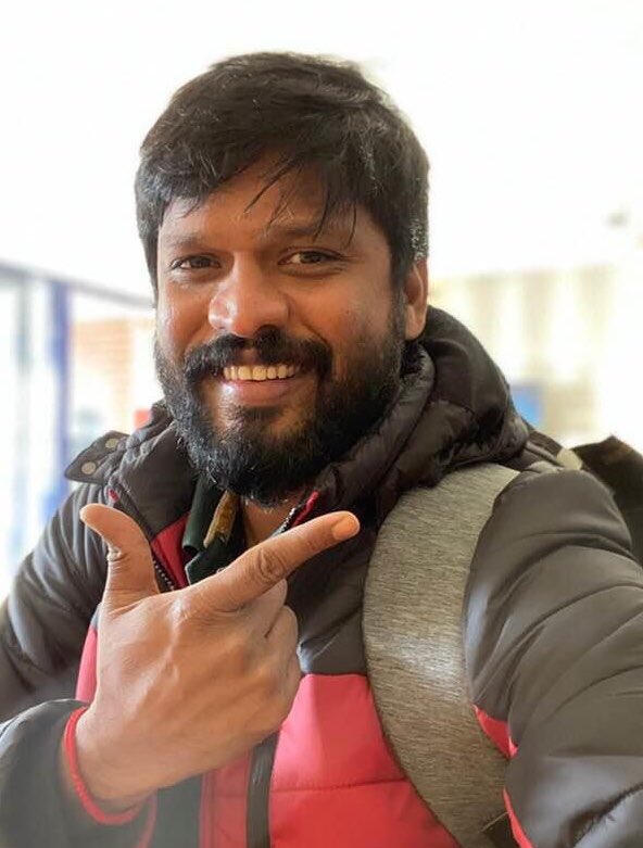 soundar4uall's tweet photo. Dear friends &amp; family this is my Instagram official page. https://t.co/PDHmWc6cjf https://t.co/cukFSlN5AJ