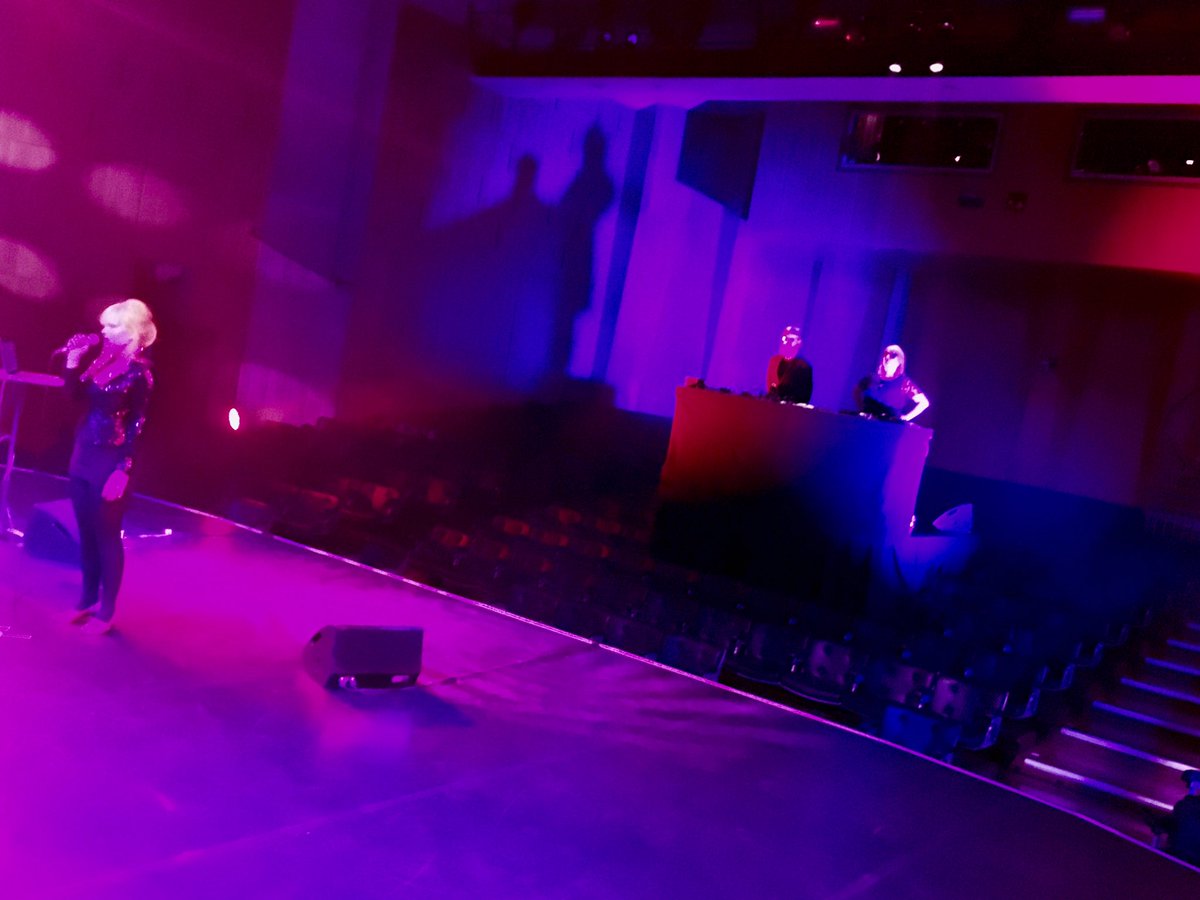 Hi. As someone who feels more at home backstage, this is nerve-wracking. If you have any questions, or want to share your lockdown theatre tech experiences, follow me or get me on here.For context, the last time I was doing a show, dress rehearsals looked like this...