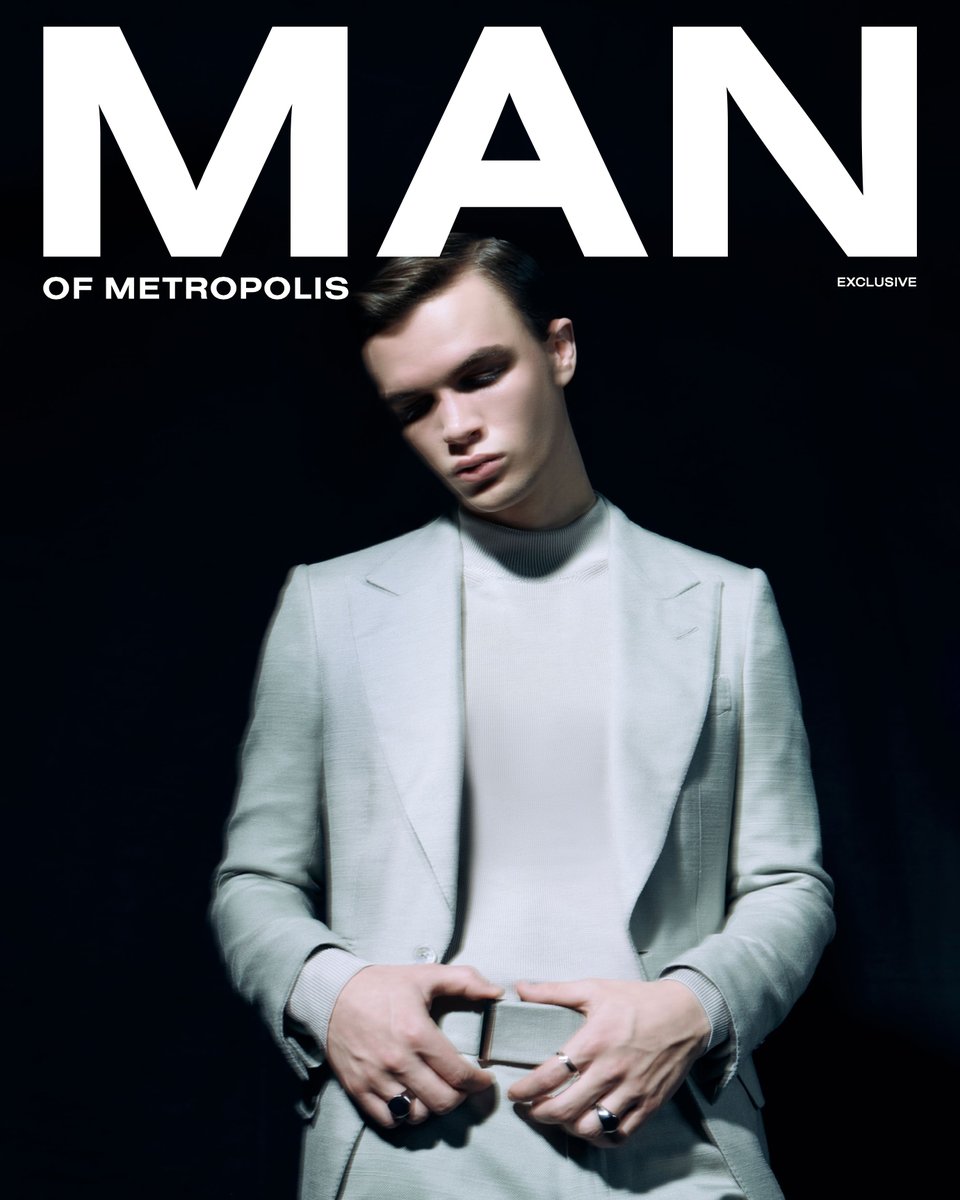 TOMFORD's tweet photo. A TOM FORD Men’s SS20 Look featured in Man of Metropolis. Photographed by Mark Grgurić.
#TOMFORD #TFEDITORIALS https://t.co/2GQcduUwMk