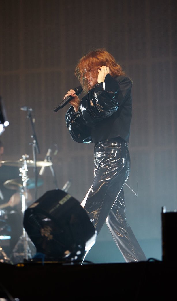 goldfrapp's tweet photo. Alison will be @MsAnaMatronic’s guest on her @BBCRadio2 #DanceDevotion show this Saturday 27th June chatting about @glastonbury and sharing her favourite dance tunes. Listen live from midnight or on @BBCSounds https://t.co/Va5G1ThLJu
📸: @MarcAitkenPhoto https://t.co/TFQohfgUas