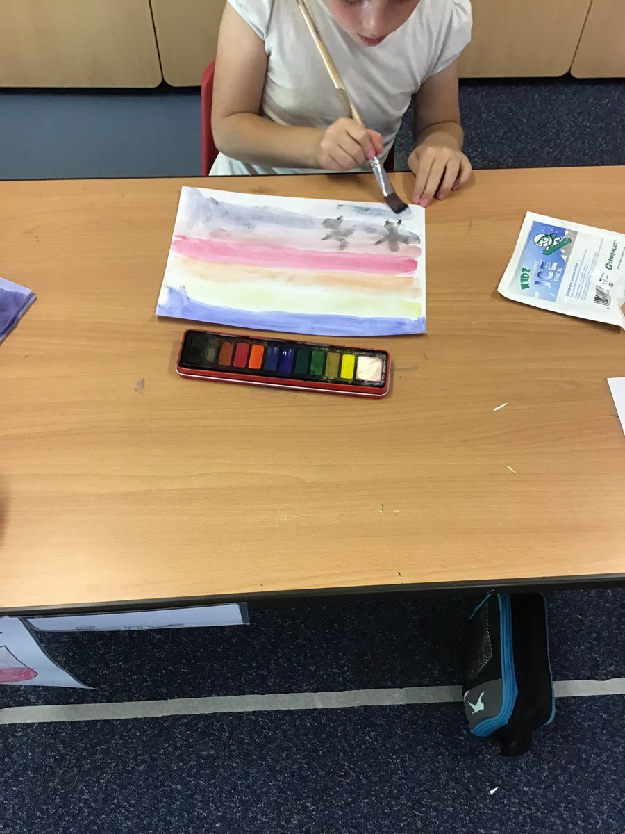 1Galfrid's tweet photo. A super creative afternoon in blue bubble making EID decorations in R.E and painting watercolour sunsets in art. #education #learning #creativity https://t.co/1tjTBnkmyT