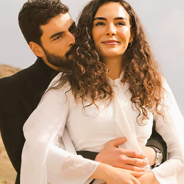 She's his lucky charm 💞 #Hercai #ReyMir #Reyyan #Miran #Yaren #Gönül