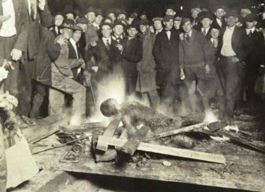 The Aftermath:240 African Americans lynched (which was only recognised as such in 2015) and 5 white people dead.This is no movie. No attempt to shock. This is reality.