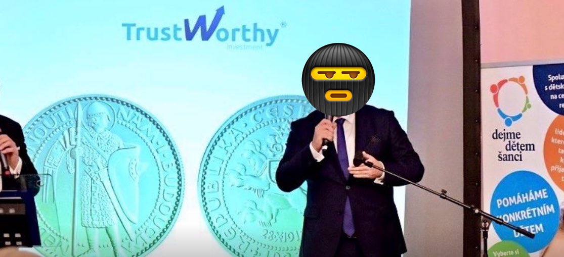 Takový to, když svého prvního velkeho dlužníka (kolem 1M), který namísto placení firmu vyvedl na Seychelly vidíte exhibovat na podiu vedle nápisu “trustworthy”.