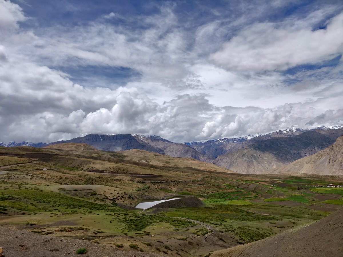 GoodwindMoto's tweet photo. Things appear different when you're on top of the world.

When you've ridden so far up, that you see the mountains right in front of you.

When riding through the clouds is no longer just an expression.

Welcome to Spiti Valley.

#MotorcycleVacation #MotoTouring #Travel https://t.co/keL5inWoKV