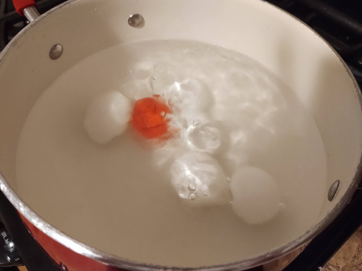 brownleeam's tweet photo. I had an egg timer for 20 years and it broke! I was so glad they still sell them! These are awesome little gadgets for cooking eggs! Amazon has them! #mevisline 113-7235114-5100225 https://t.co/1noVDZnqbI