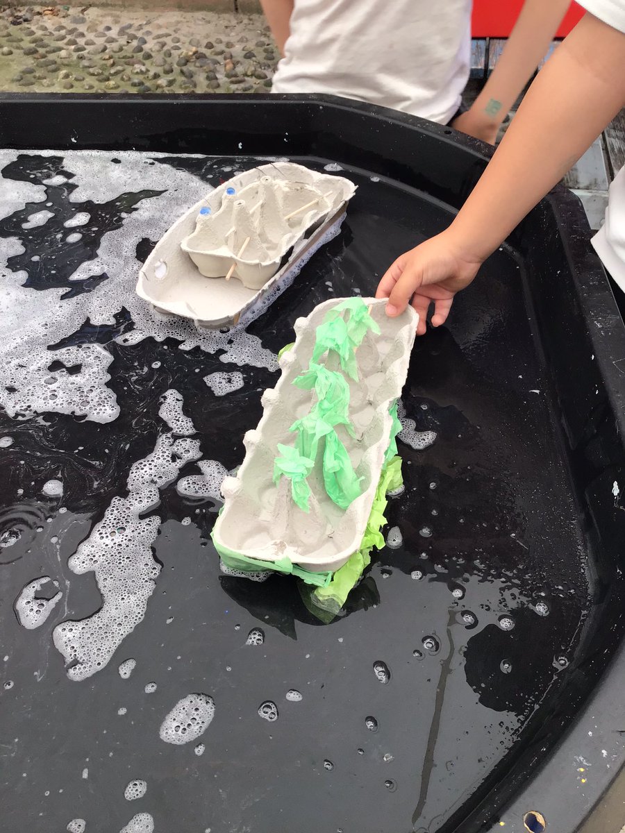 GalfridEYFS's tweet photo. What fun we’ve had this week learning about fish and water! Looking forward to a few more children joining purple bubble next week! https://t.co/5lfxPCeq9H
