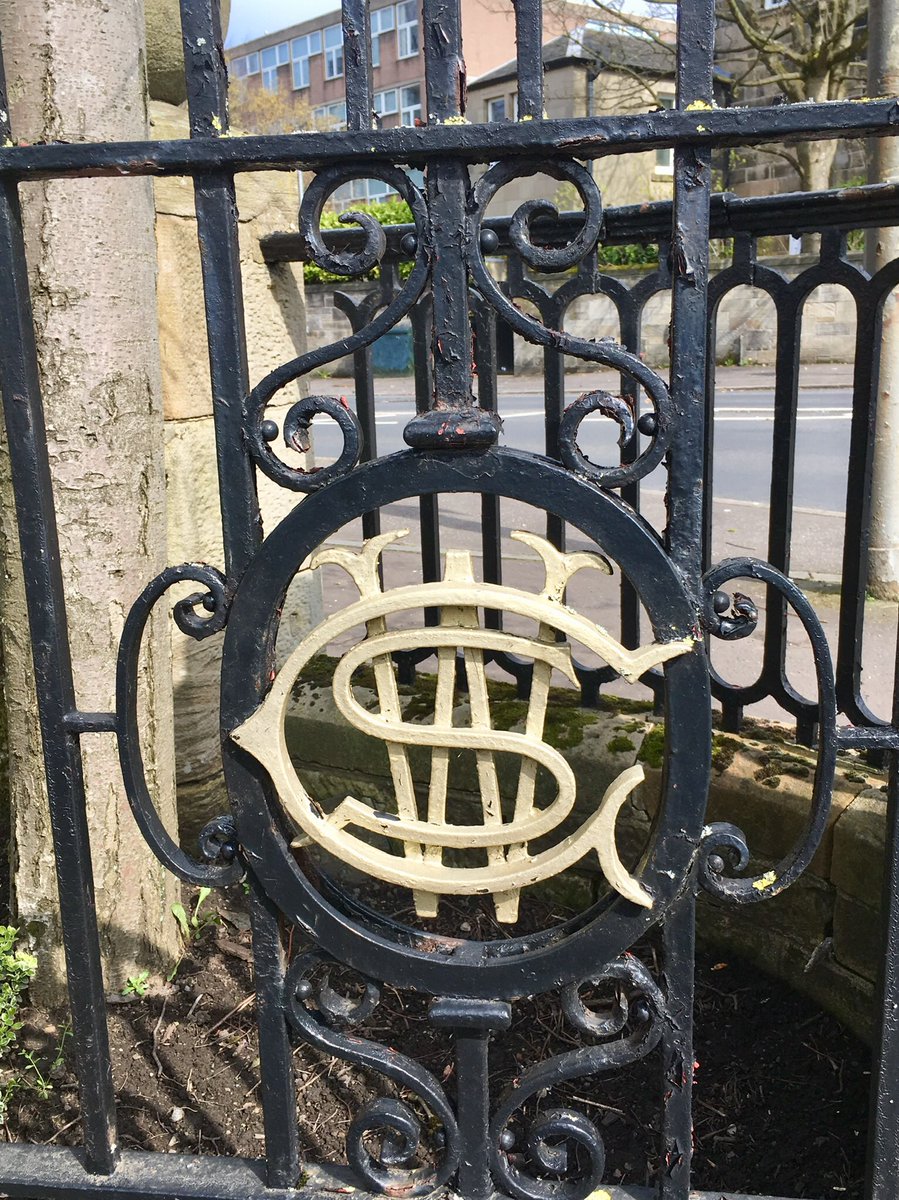  #WomenMakeHistory goes to school today! In the west end, the gates of Westbourne School for Girls are still there, although the building is now housing. In the east end, the girls entrance to the old City Public School in St James Road could do with some tlc!  @womenslibrary