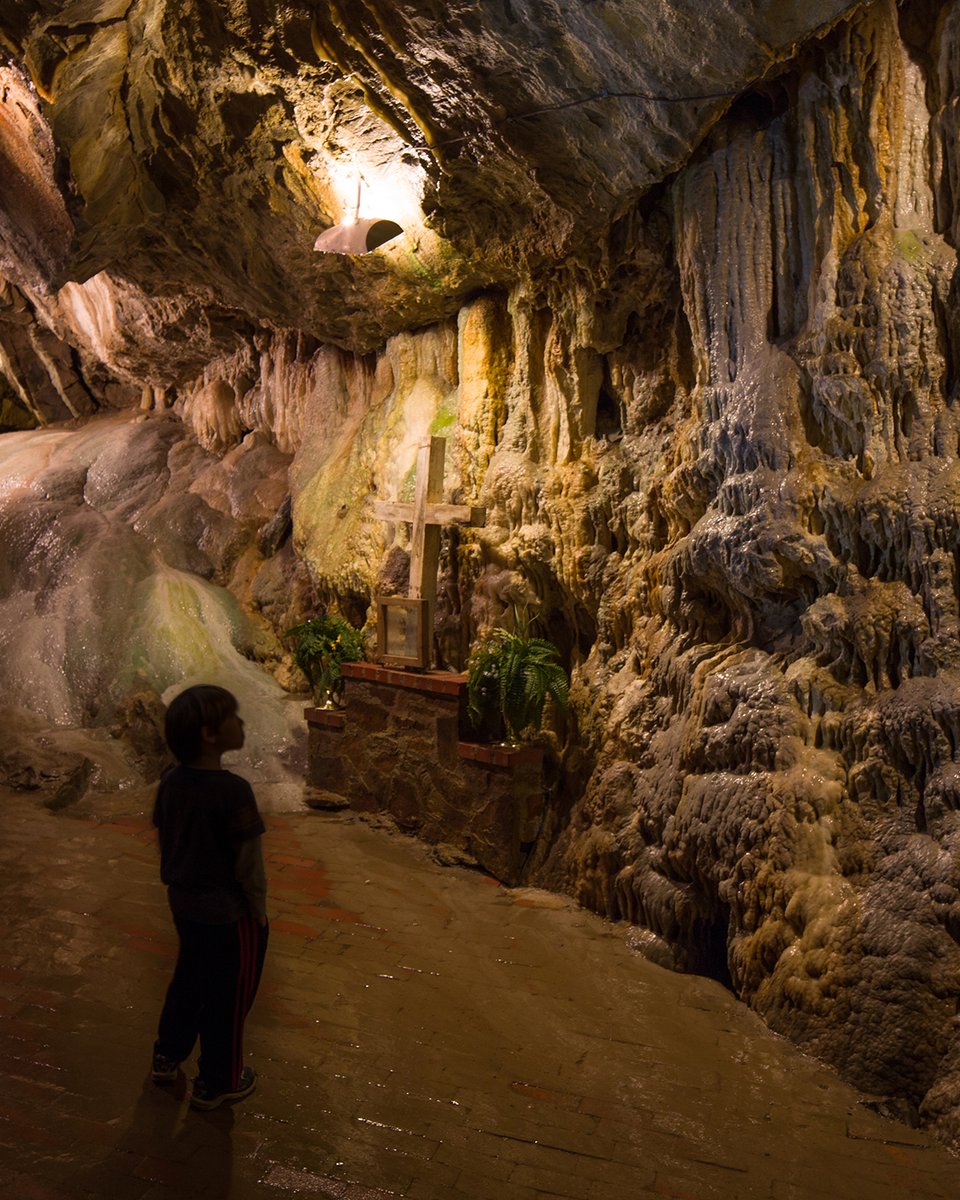 #LehighValleyPA is going green on Fri. 6/26 and that means more summer attractions can open to beat the heat, like our friends at @LostRiverCvns & @CrystalCavePA. More fun here: bit.ly/37ZSyh9.