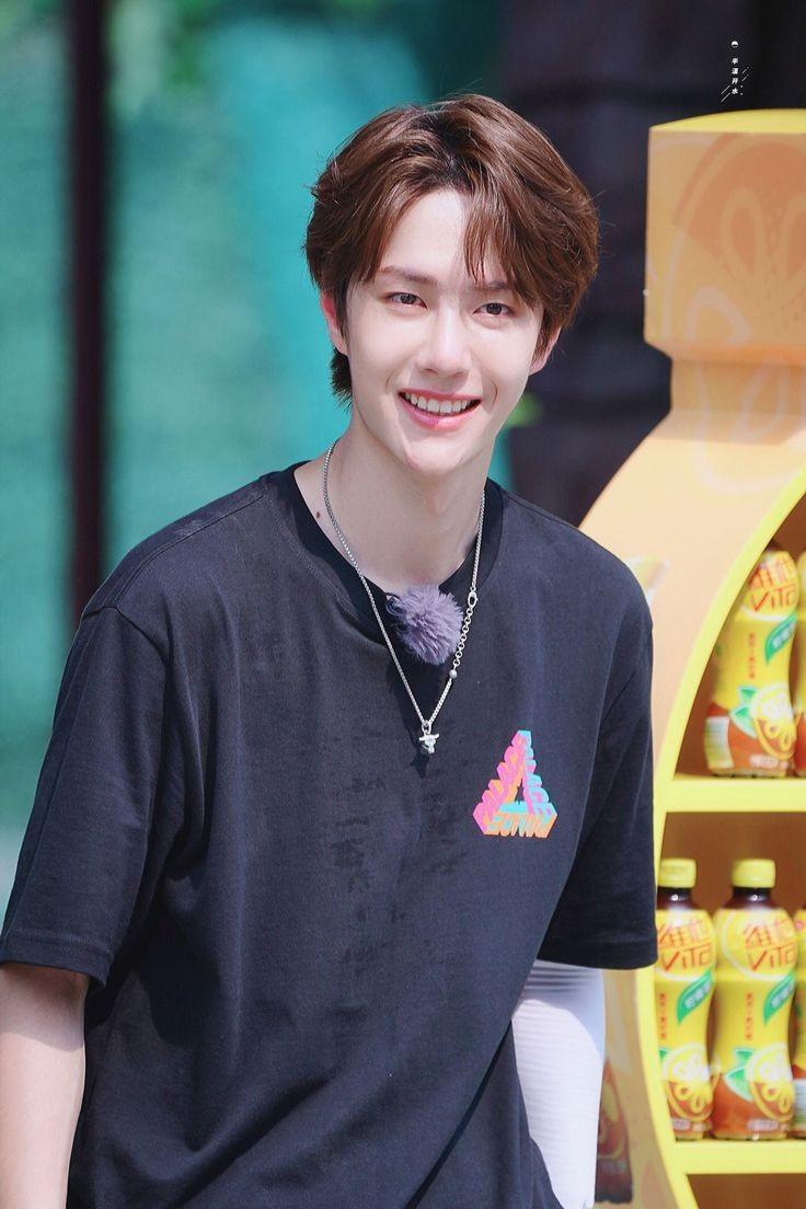 wwx'-'z tweet media