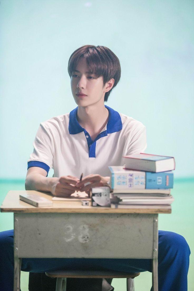wwx'-'z tweet media