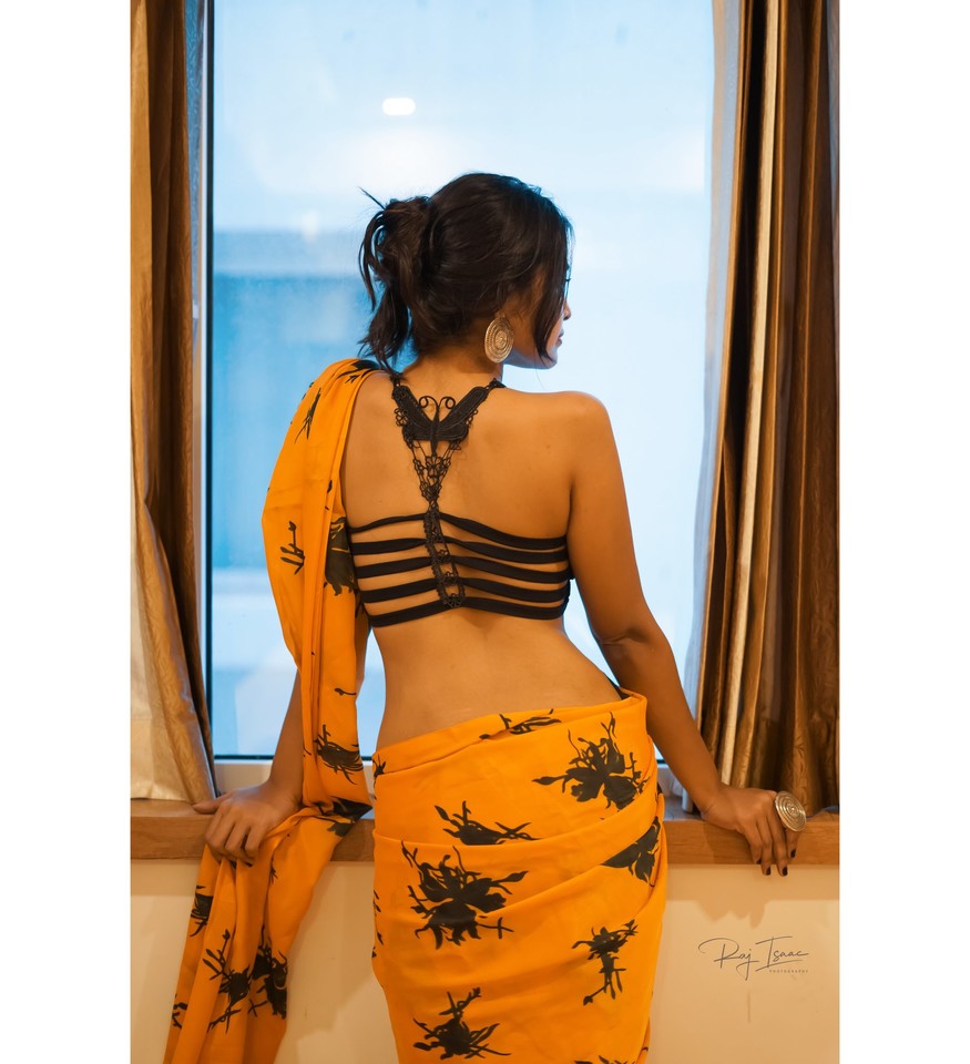 Trendly_In's tweet photo. Recent Trendly Queen @DharshaGupta 

#dharshagupta @DharshaGuptaAr1 @AIDGFT https://t.co/Vfsi4ZxJGY