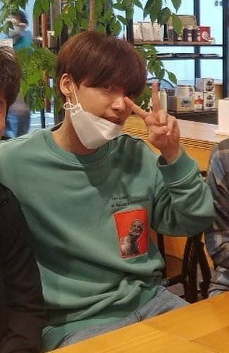 s_1713's tweet photo. 이게 무슨 일이야 이렇게 좋은 날에 🎉🎉🎉 https://t.co/3VnX4q0DjP