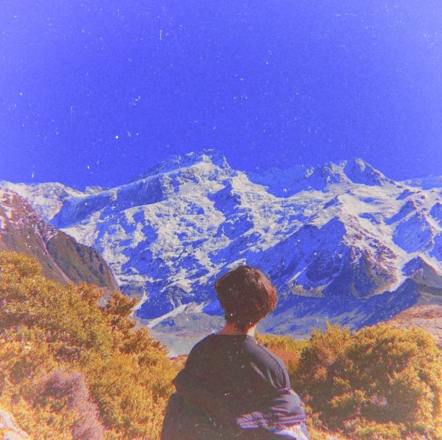 archiveforJK's tweet photo. imagine traveling the world with jungkook https://t.co/HfH1Qogus8