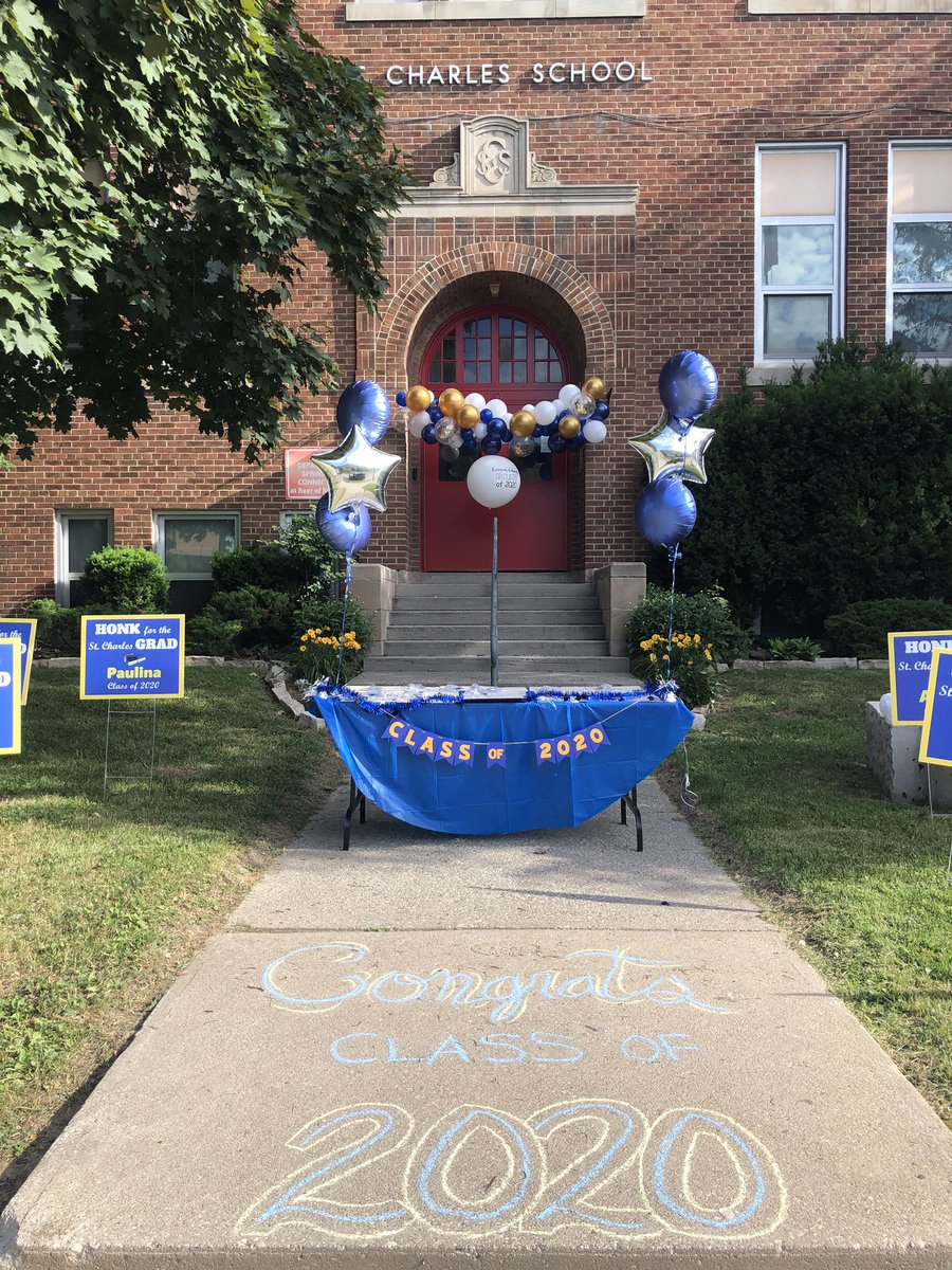 StCharlesTCDSB's tweet photo. Congratulations to our grads!!! https://t.co/hg4wQXQLC9