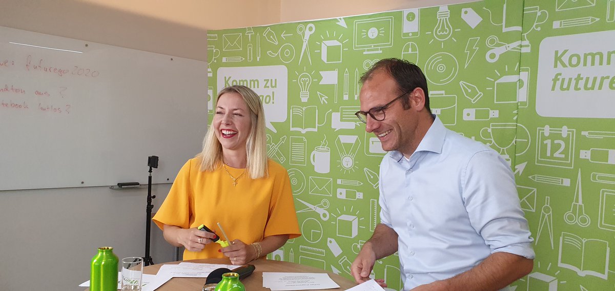 GISA_GmbH's tweet photo. Das war spannend bis zum Schluss #futurego #SachsenAnhalt! Die erste #digitale Preisverleihung mit #GISA-Streaming ist super über die Bühne gegangen! Glückwunsch an alle Gewinner des Schülerwettbewerbs! @UnivationsGmbH @mwsachsenanhalt https://t.co/utwmdpdKbR