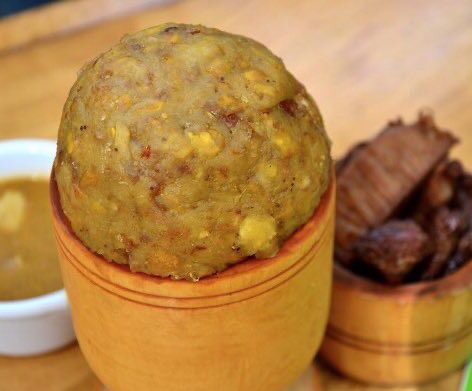 ¿Qué se te antoja comer hoy? ¿Sabrococho? ¿Camarofongo? ¿Solomo? ¿O el Mofongo Combi de la foto? 😀🌴 Haz tu pedido para llevar al 809-565-9236 y pasa a retirarlo por los parqueos de Adrian 27, Adrian Lincoln o Adrian Malecón. #PidaYLleve #adriantropical