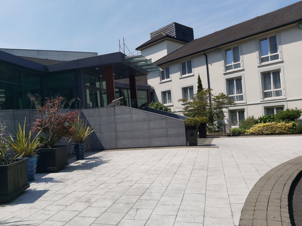 Green Isle Hotel tweet media