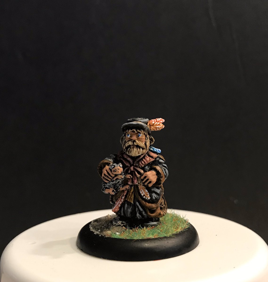BgMiniatures's tweet photo. Time Bandits! 
If you don’t know the film...do you even watch movies?
Northumbrian Tin Soldiers makes mini versions of the Bandits!
Who’s pumped?
This painter.
Right.
Here.
Two of Six done-Og and (I’m not kidding) Vermin! https://t.co/Sq2WBAUSAO