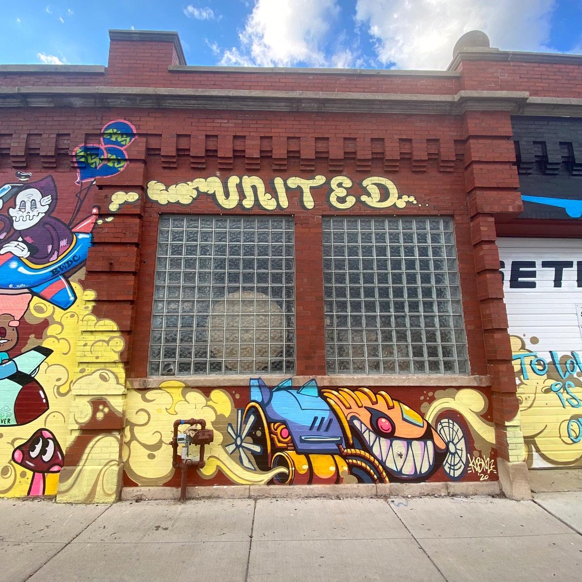RED773_'s tweet photo. United We Stand — Super honored to be part of this magnificent mural brought to you by The BWDC Fam! Much love and gratitude to Setna iO for giving us the opportunity to paint their building. 🙏🏽❤️

#BWDCFam4L ✊🏽❤️ https://t.co/2lKG9GloQq