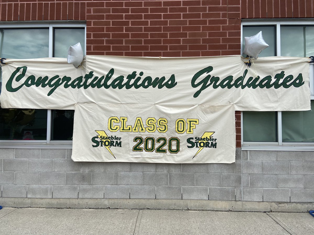 Happy Grad Day to our FABULOUS GRADS!!! <a href="/ednastaeblerps/">Edna Staebler PS</a> <a href="/wrdsb/">Waterloo Region DSB</a> @Mr_SMcCrae @scott__dowling